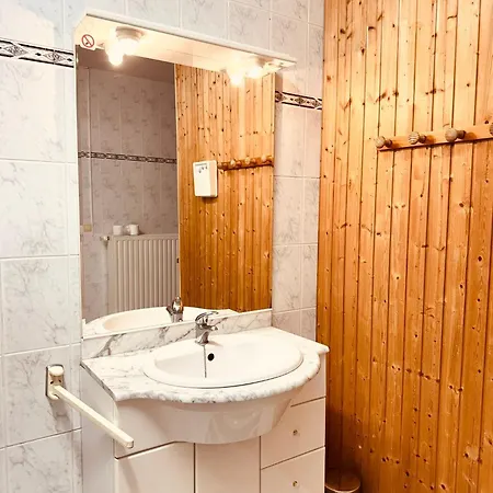 Au Petit Clocher - Ardennen Nyaraló
