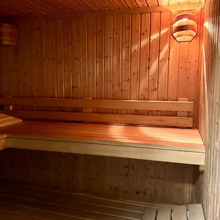 Au Petit Clocher - Ardennen Nyaraló
