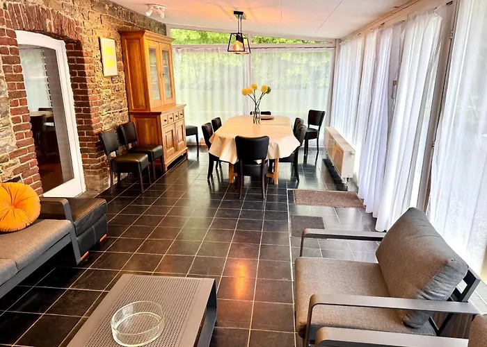 Au Petit Clocher - Ardennen * Феррьер